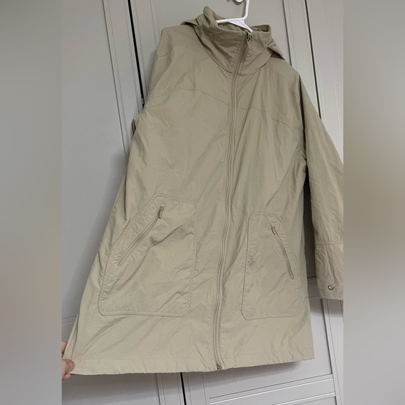 Lululemon Hooded Mid-Length Utility Jacket
Trench - Picture 7 of 16